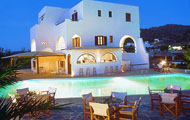 Greece,Greek Islands,Cyclades,Naxos,Mikri Vigla,Oasis Studios